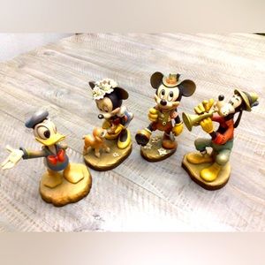 6” Anri Disney Woodcarvings (4)